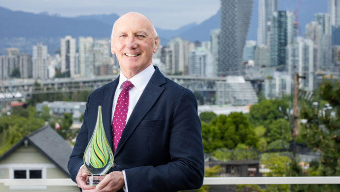 Dr. Paul Keown honoured with Clinical Trials BC Award for advocacy & leadership